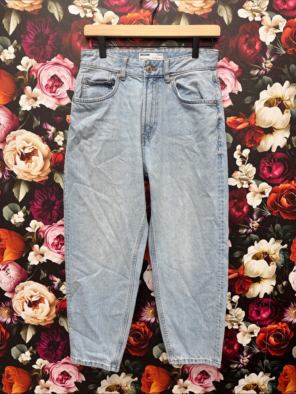 Bershka Relaxed Light Blue Jeans 29x 23